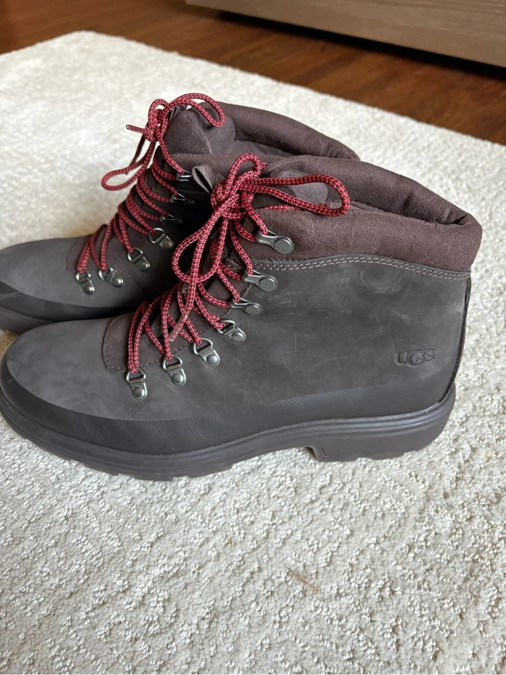 UGG Emmett Duck Boot Waterproof Leather Hiking Snow Boots Brown Size 10